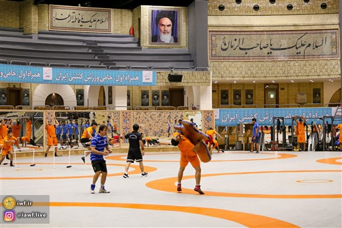آغاز هفتمین مرحله اردوی تیم کشتی فرنگی جوانان از 29 خرداد